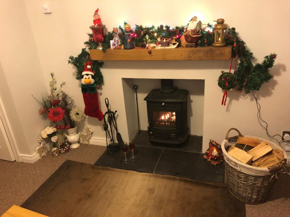 Ponderosea Cottage Free Gated Parking M1 & City Location, Wood Stove Lisburn Exteriör bild